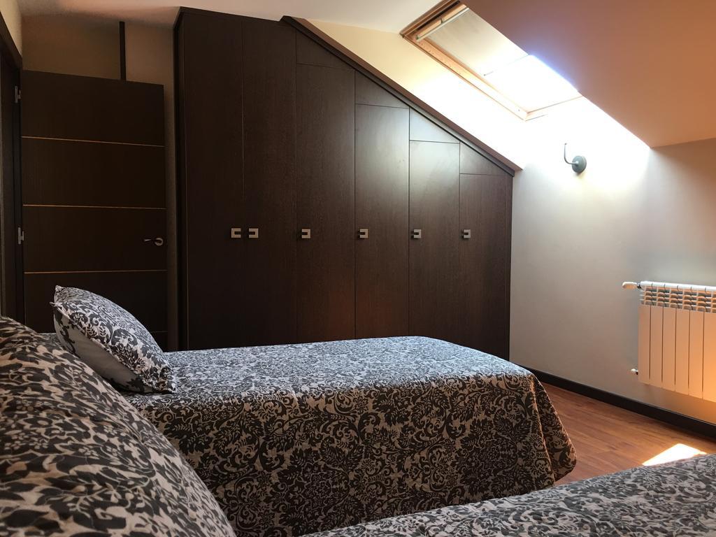 Chalet La Caleya Otur Buitenkant foto
